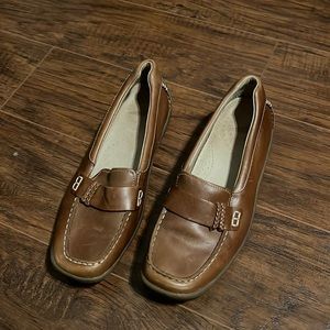 Red wing shoes  leather tan loafers women 6.5